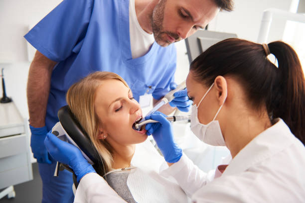 Best Tooth Extraction  in Oildale, CA